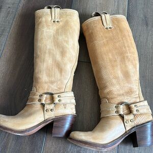 Frye tall Carmen harness size 8